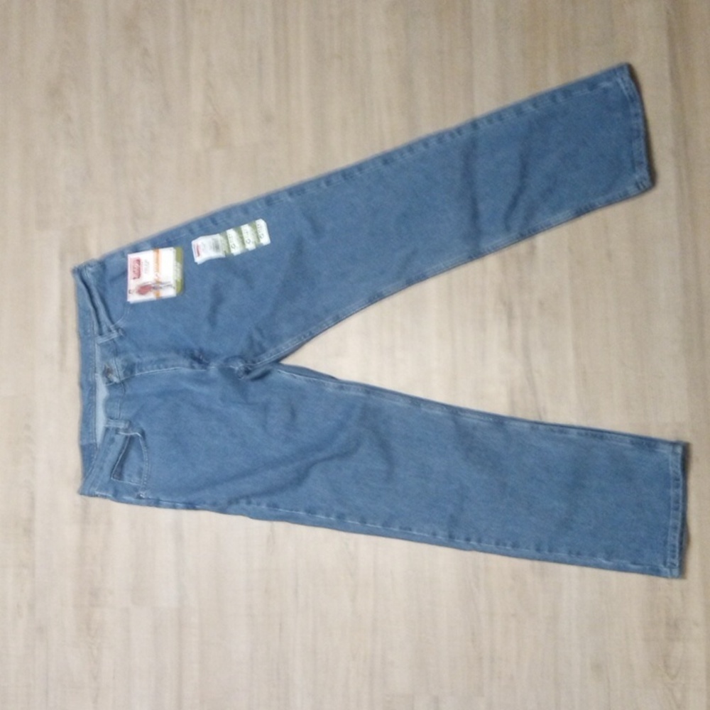 Men's new with tag 36x32 wrangler jeans